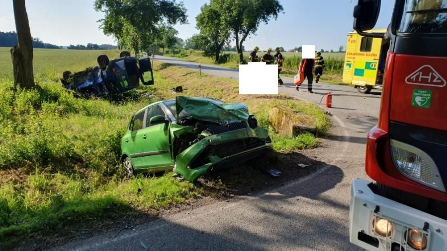 Řidička na Táborsku nezastavila na stopce a smetla citroën. Pět zraněných